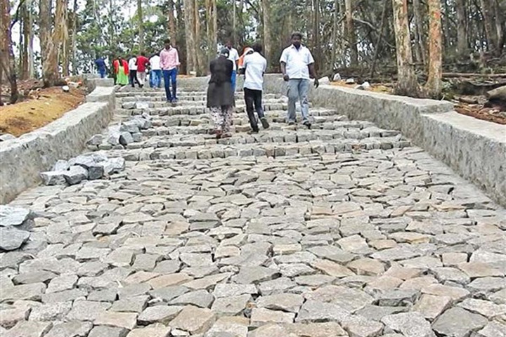 Guna Caves, Kodaikanal - Dindigul to Kodaikanal - Trips of Karthi Travels