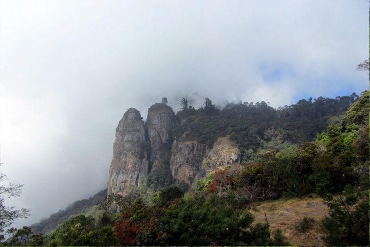 Pillar Rocks, Kodaikanal - Dindigul to Kodaikanal - Trips of Karthi Travels