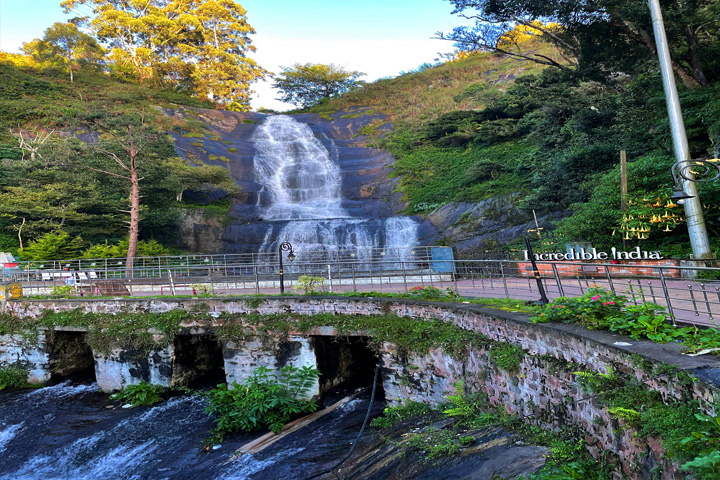 Silver Cascade Falls, Kodaikanal - Dindigul to Kodaikanal - 
                                    Trips of Karthi Travels