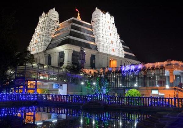 Iskcon Temple, Bangalore - Karthi Travels | Arni - Bangalore, Mysore & Coorg tour