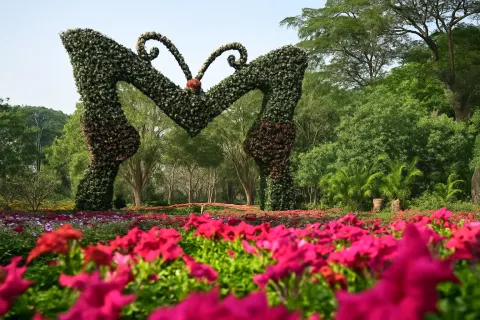 Plan your trip to Semmozhi Poonga in Chennai with Karthi Travels® - View 2