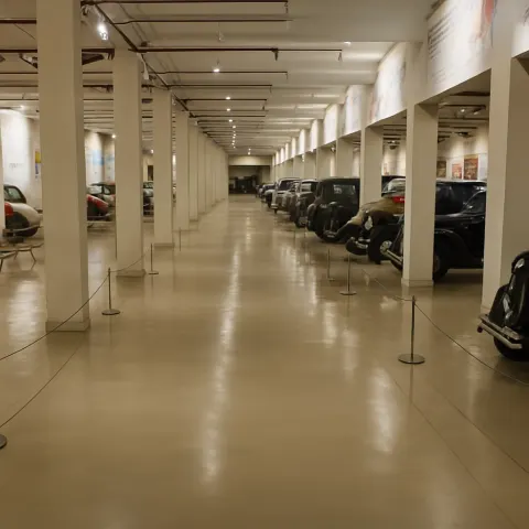 Gedee Car Museum in Coimbatore - tourist attraction to visit with Karthi Travels