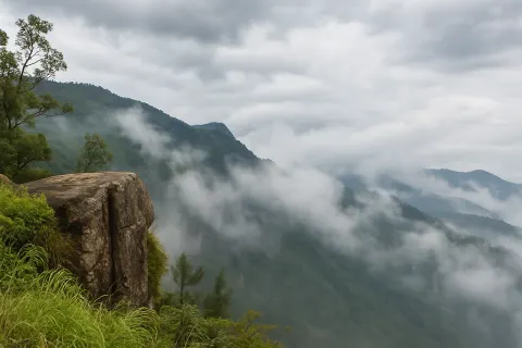 Plan your trip to Lamb’s Rock in Coonoor with Karthi Travels® - View 2