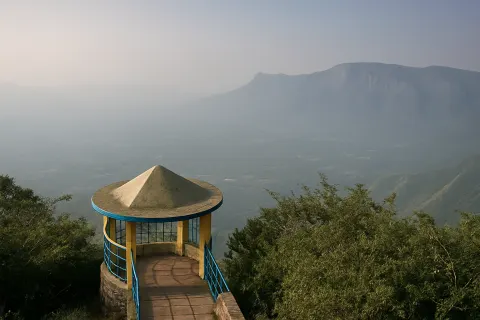 Plan your trip to Seekuparai View Point in Kolli Hills with Karthi Travels® - View 4