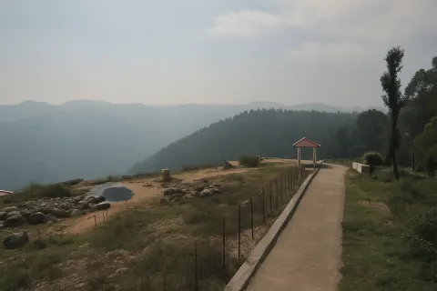 Plan your trip to Manjakuttai Sunrise View Point in Yercaud with Karthi Travels® - View 3