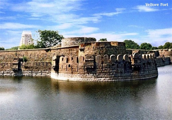 The Fort, Vellore - Karthi Travels® | Tamilnadu Pilgrimage Tour